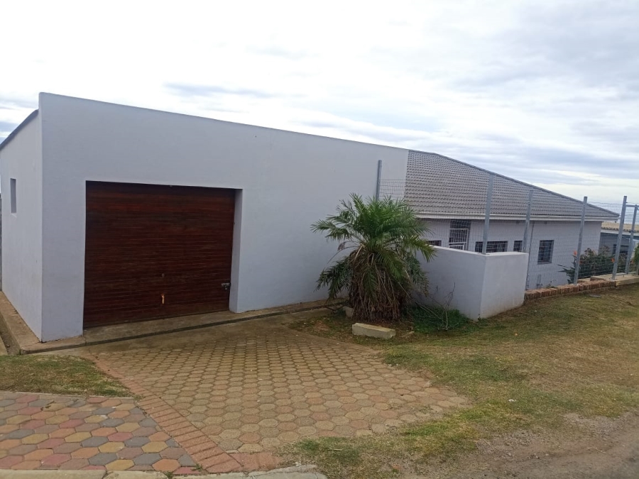 4 Bedroom Property for Sale in Mossel Bay Ext 26 Western Cape